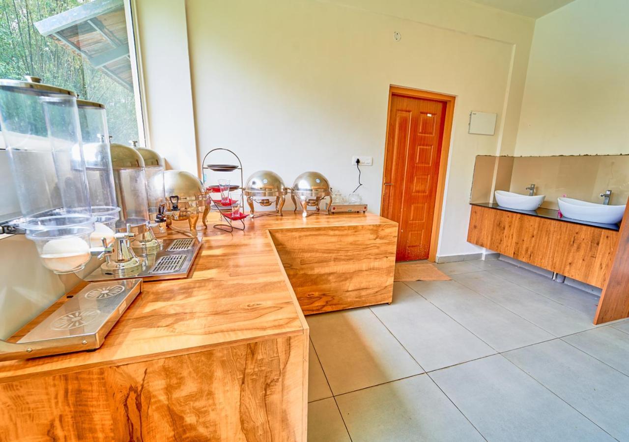 Glen Castle Vagamon Pool Resort By Voye Homes Экстерьер фото